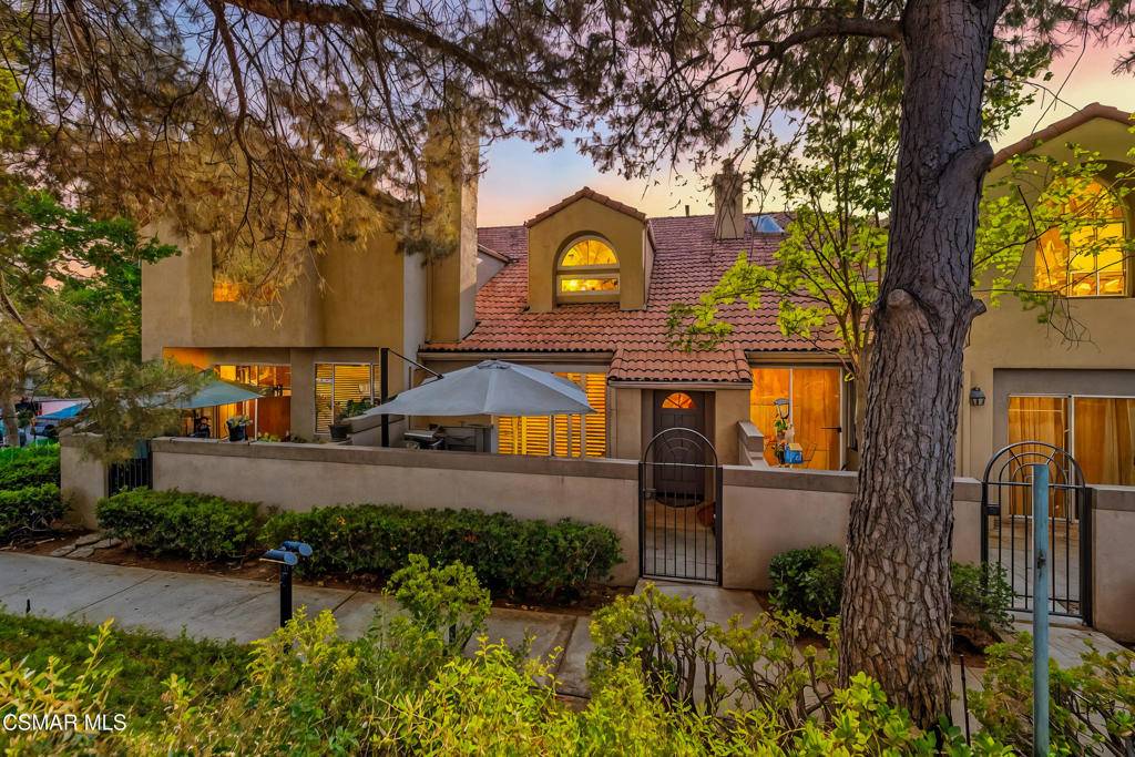 Chatsworth, CA 91311,22203 Shadow Valley CIR