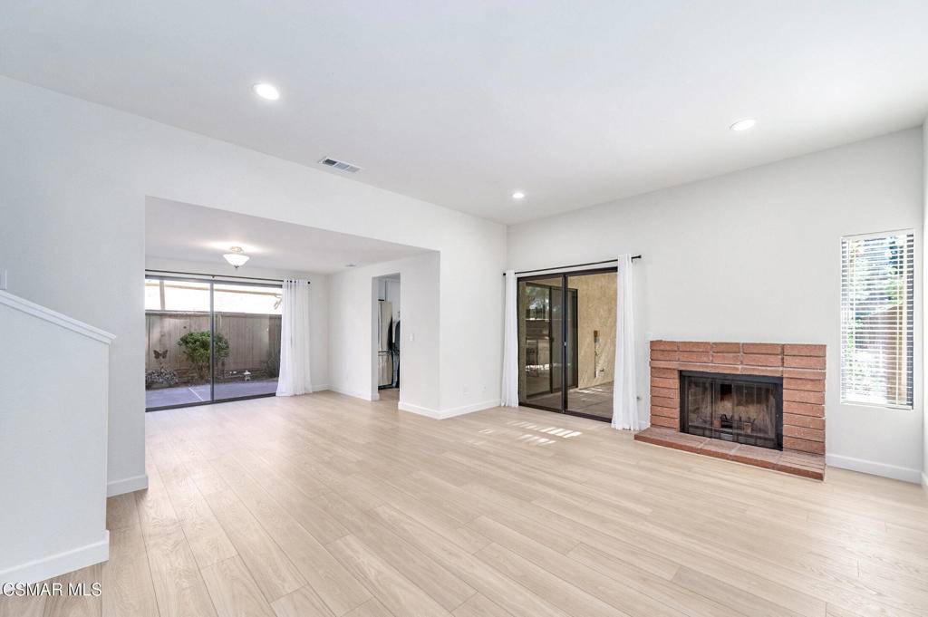Thousand Oaks, CA 91360,3011 Marigold PL