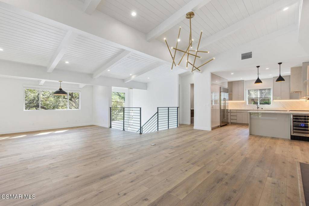 Lake Sherwood, CA 91361,2224 Thorsby RD