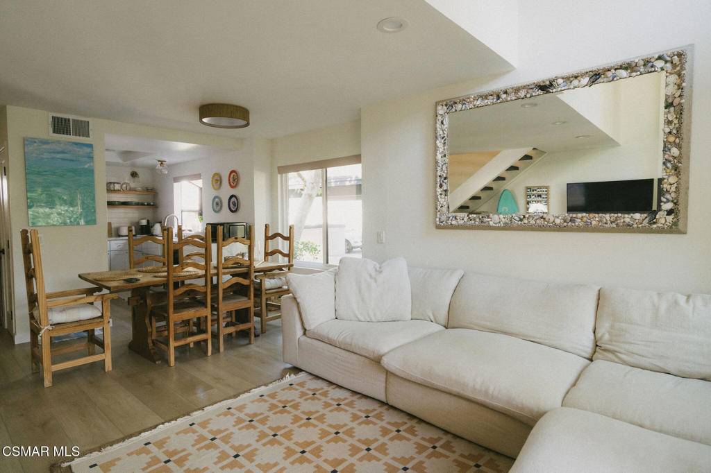 Agoura Hills, CA 91301,5716 Skyview WAY #B