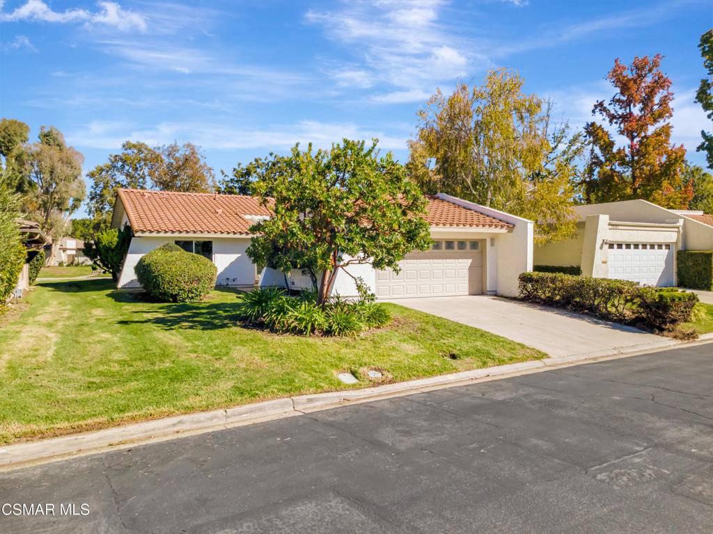 Westlake Village, CA 91361,2679 Lakewood PL