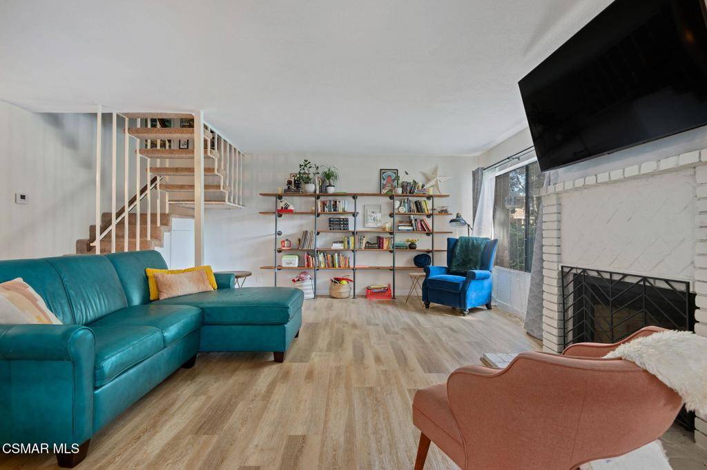 Simi Valley, CA 93063,4460 Lubbock DR #B