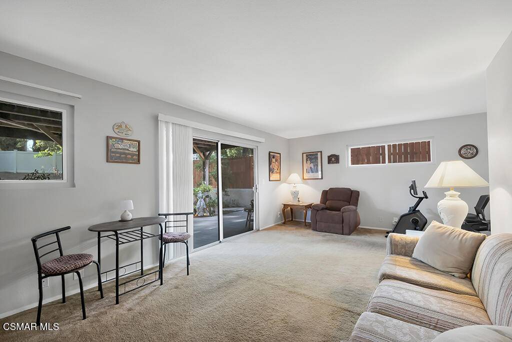 Thousand Oaks, CA 91360,515 Houston DR