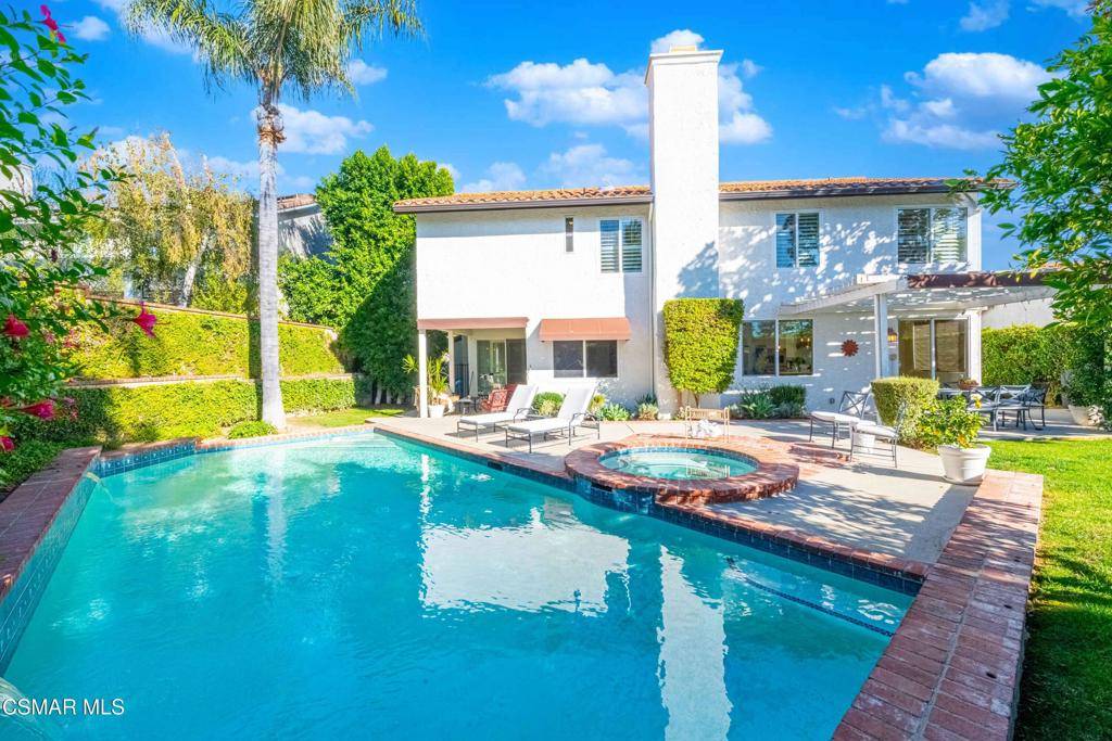 Agoura Hills, CA 91301,5825 Green Meadow DR