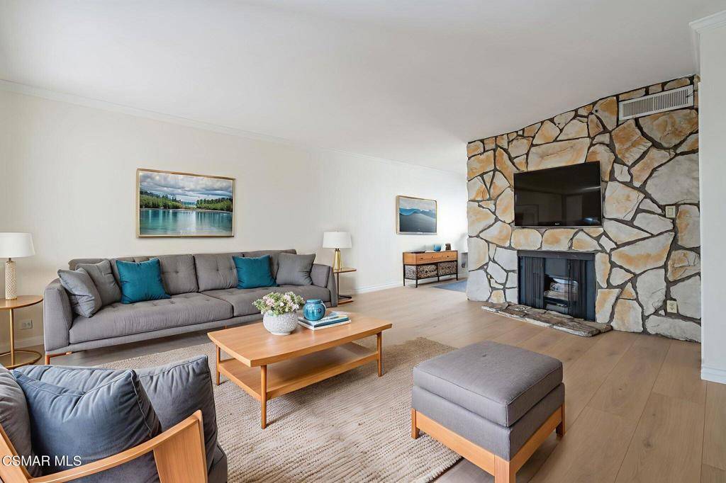 Burbank, CA 91504,7904 Via Magdalena