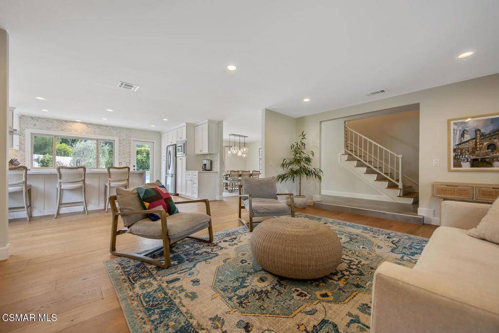 Westlake Village, CA 91361,31944 Doverwood CT