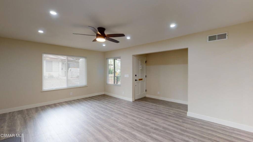 Westlake Village, CA 91361,1137 Bright Glen CIR