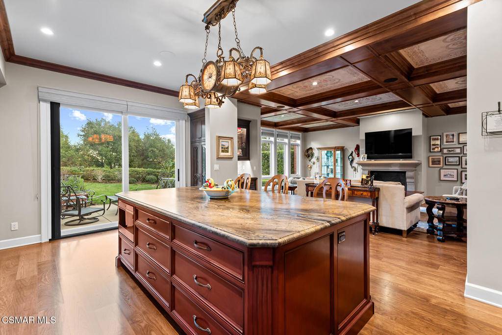 Thousand Oaks, CA 91361,2378 Heatherbank CT