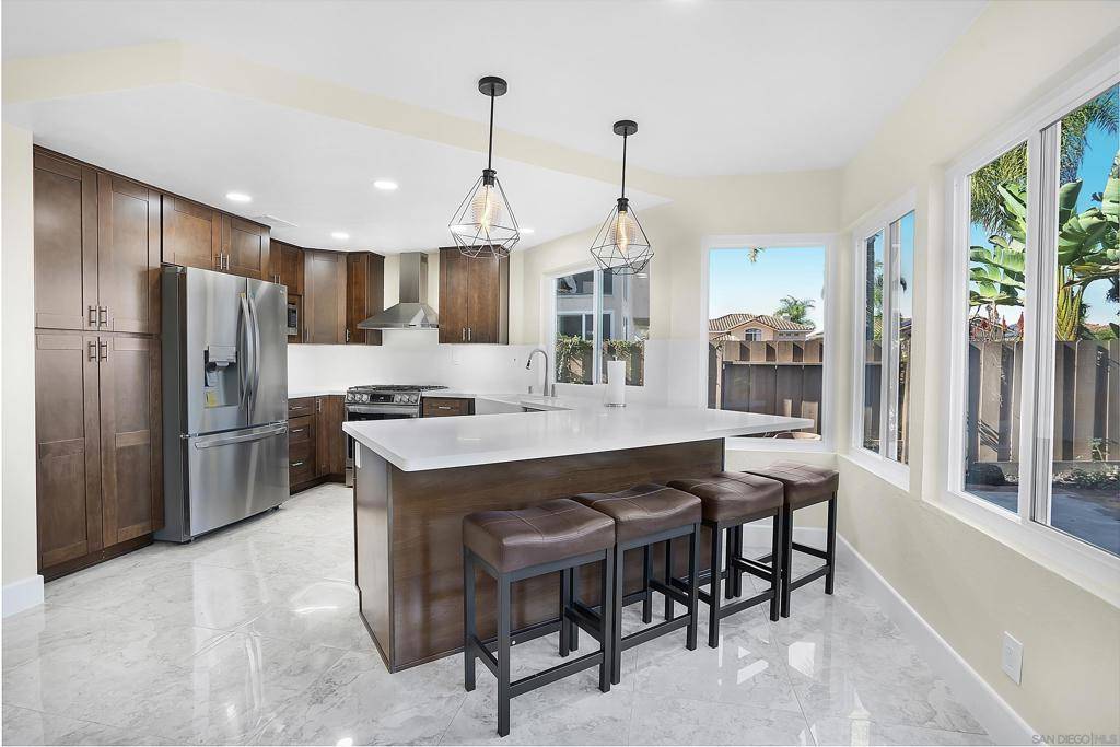 San Diego, CA 92129,8418 HOVENWEEP COURT