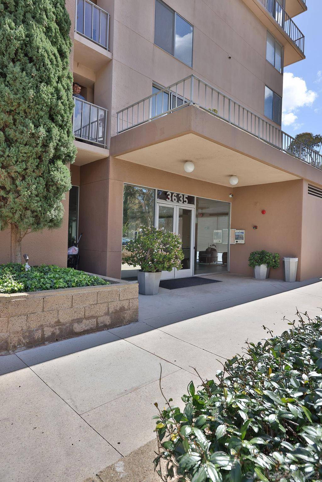 San Diego, CA 92103,3635 7th Avenue #4E