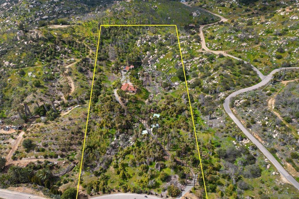 Fallbrook, CA 92028,38828 HARRIS TRAIL