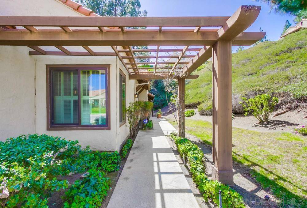 San Diego, CA 92128,17622 Marymont Pl