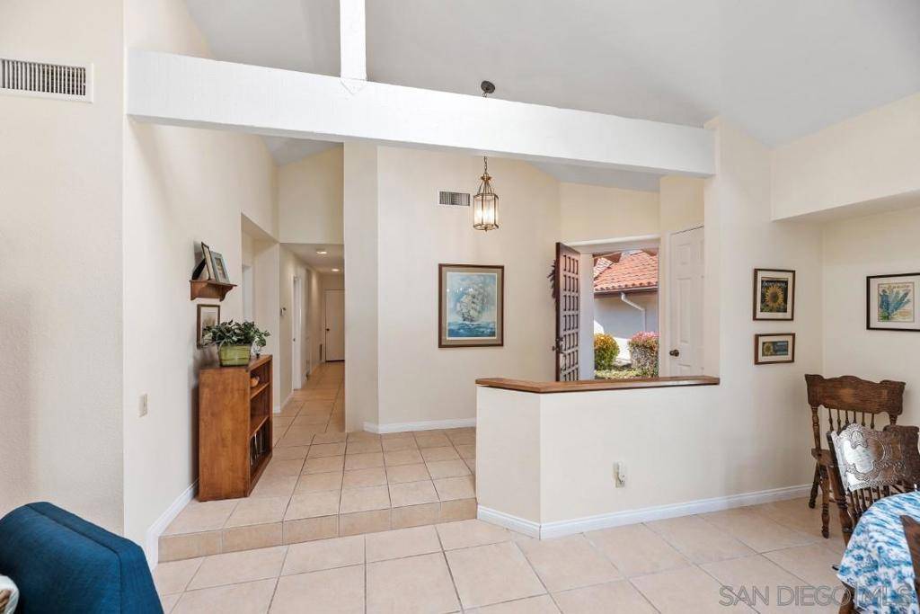 San Diego, CA 92128,16257 Avenida Nobleza