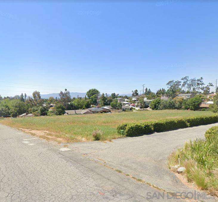 Fallbrook, CA 92028,907 Elder