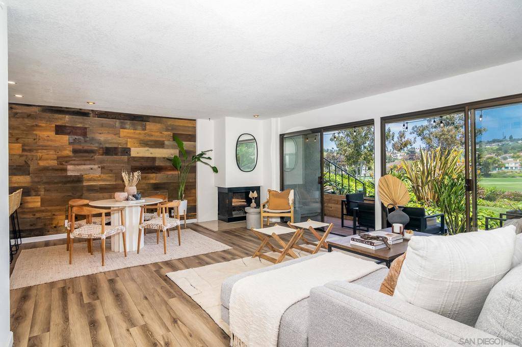 San Diego, CA 92009,2508 Navarra Drive #401