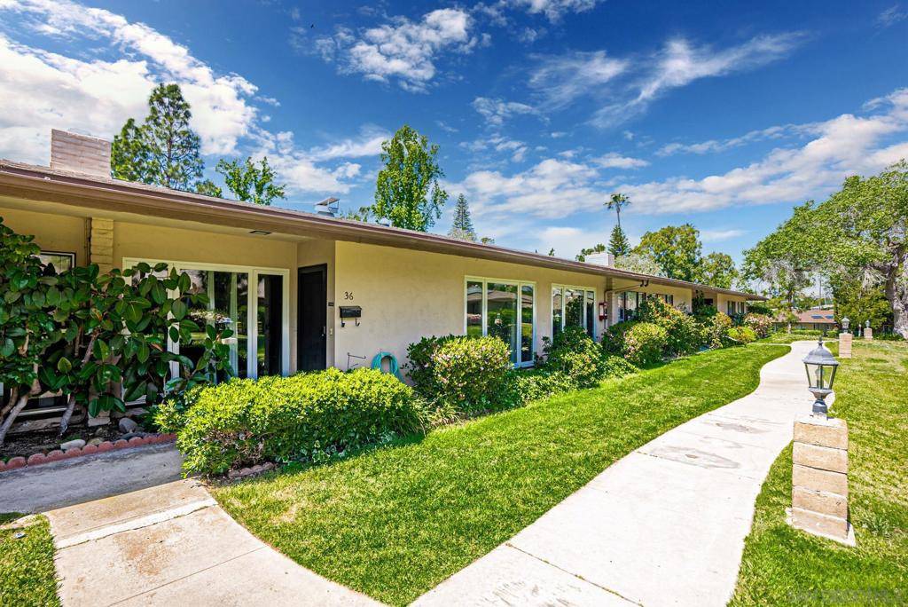 La Mesa, CA 91942,9320 Earl St #36