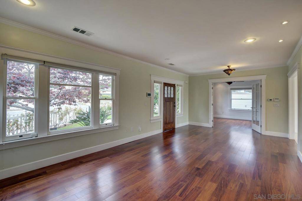 San Diego, CA 92103,1336 Bush St #(Upper Unit)