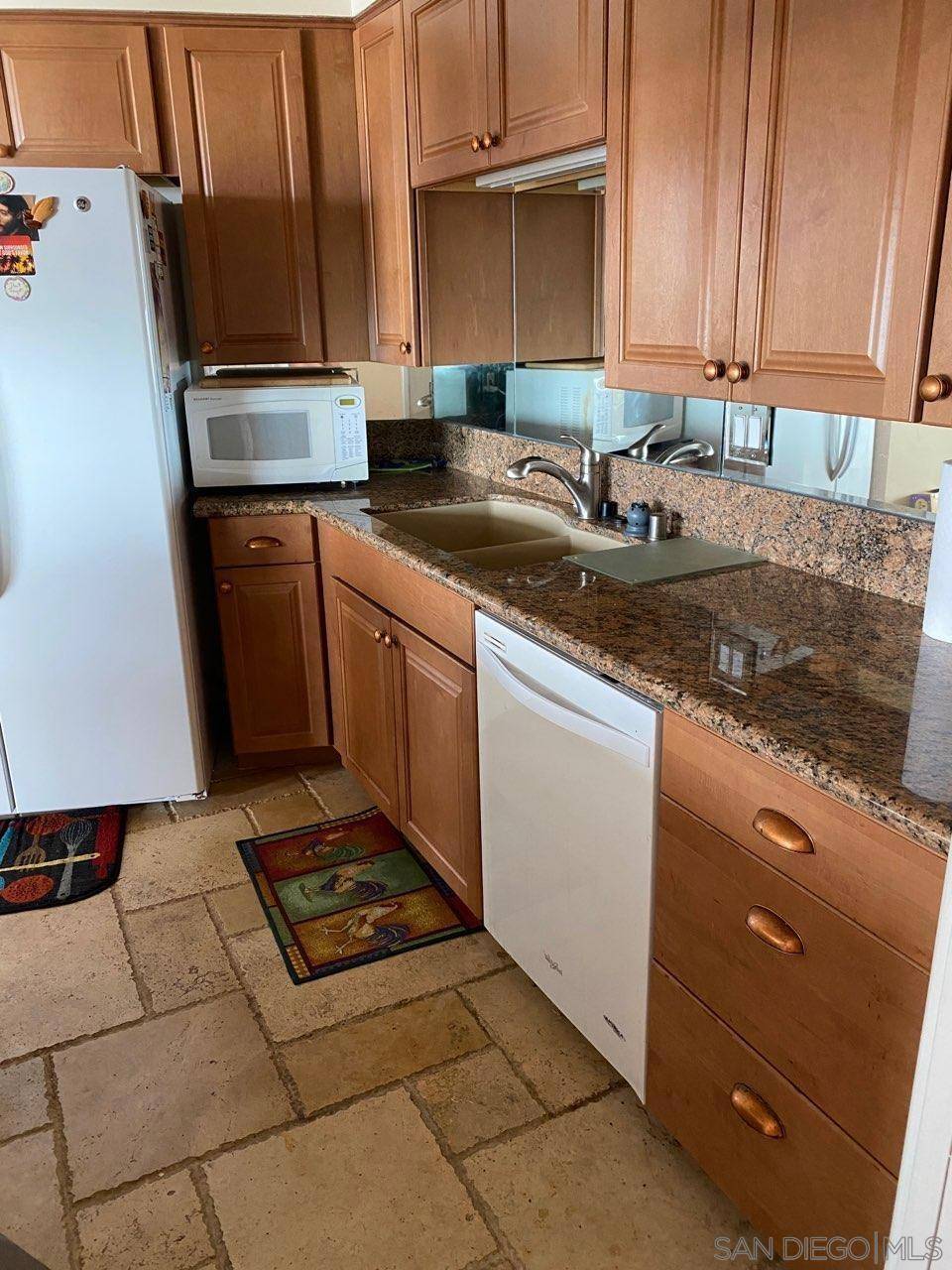 San Diego, CA 92107,4909 Orchard Ave #101