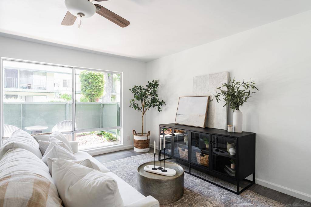 Escondido, CA 92027,1811 E Grand Ave #101