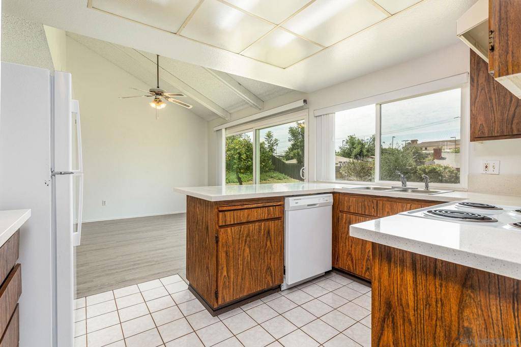 San Marcos, CA 92069,623 Banjo Ct