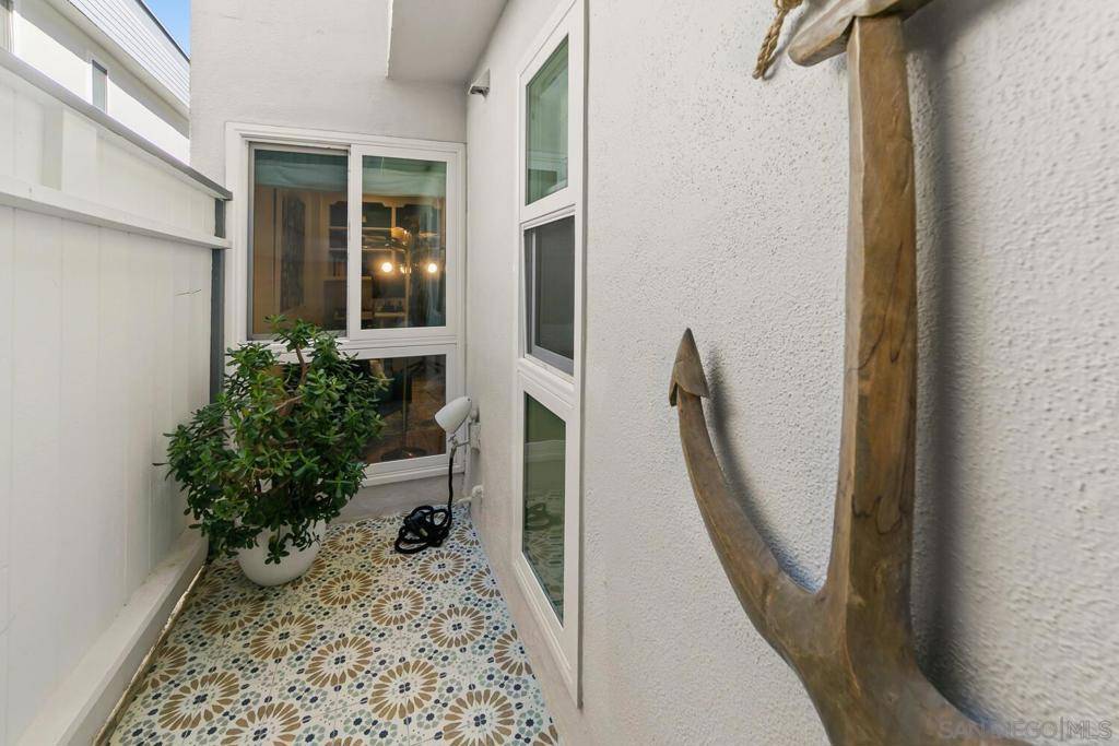 Coronado, CA 92118,69 Antigua Court