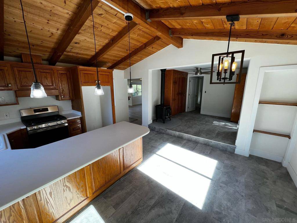 Descanso, CA 91916,10201 River Dr