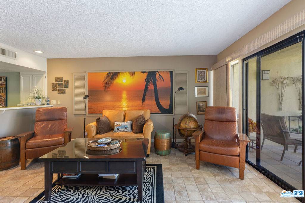 Palm Springs, CA 92264,1655 E Palm Canyon DR #615