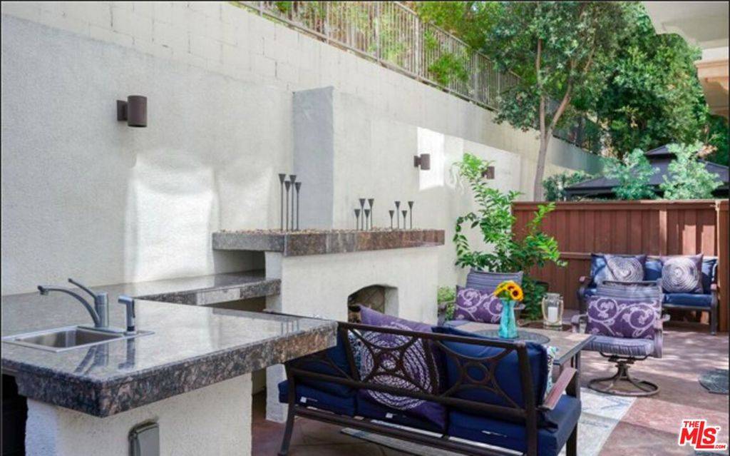 El Segundo, CA 90245,1448 Elin Pointe DR