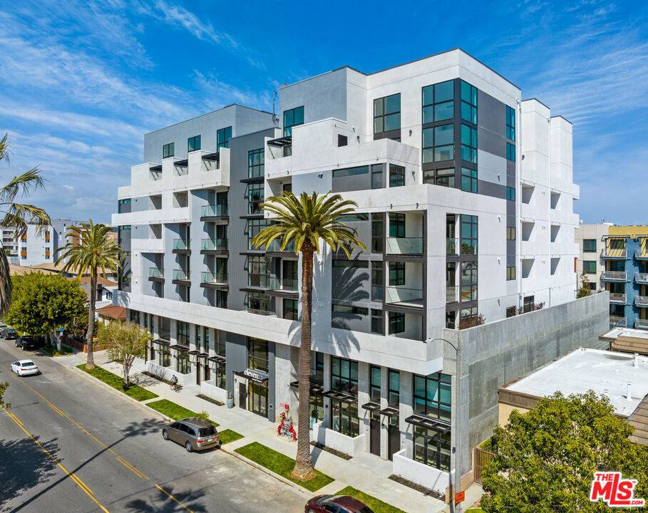 Long Beach, CA 90813,1112 Locust AVE #510