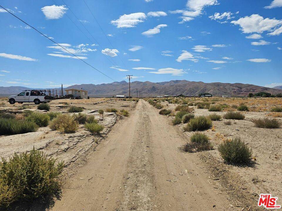 Mojave, CA 93519,7792 Cinnabar RD