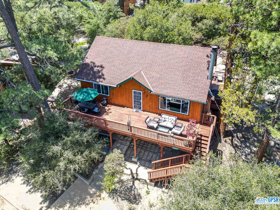 Idyllwild, CA 92549,25527 Cedar Glen DR