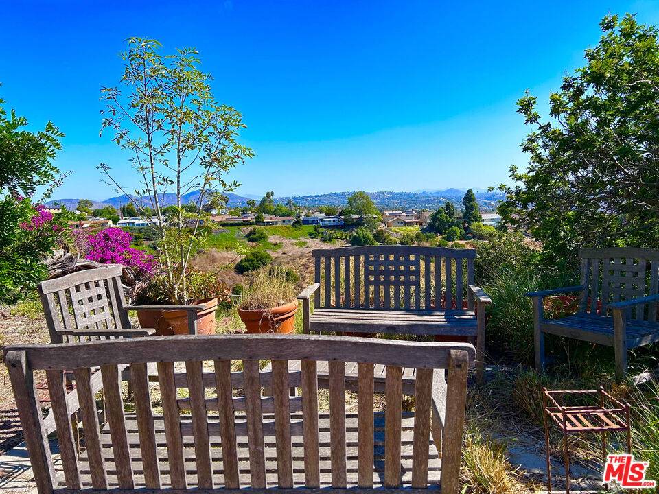 San Diego, CA 92123,2491 Mammoth DR