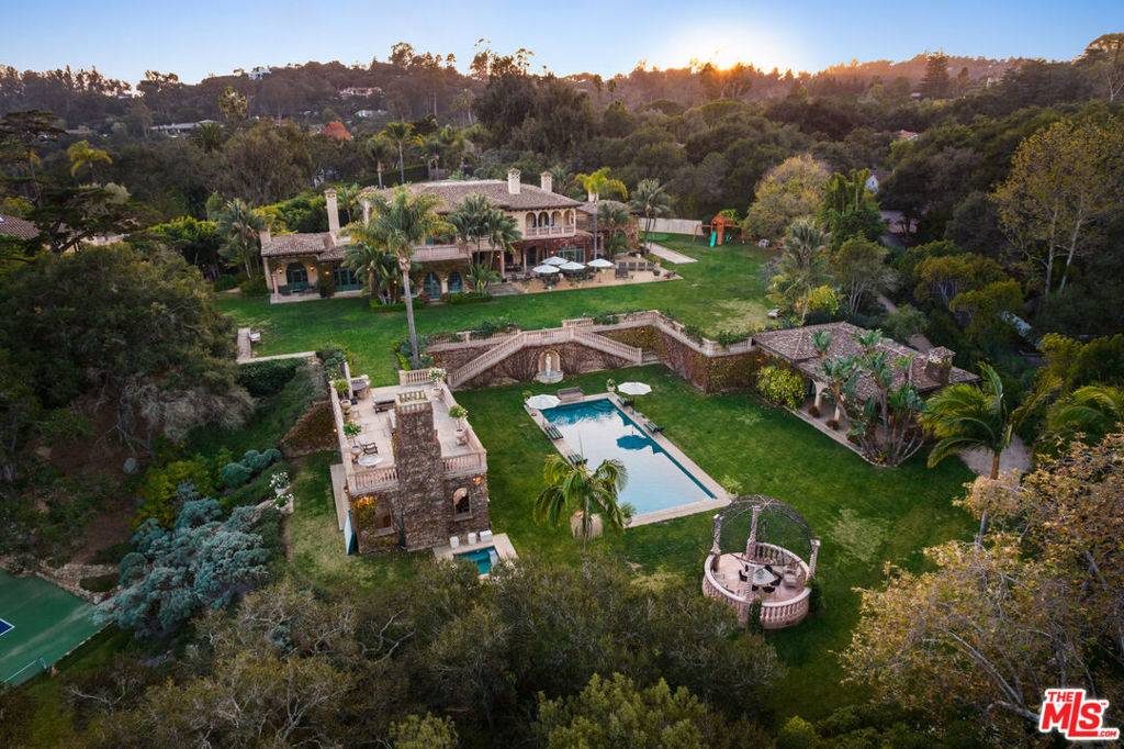Montecito, CA 93108,2733 Sycamore Canyon RD