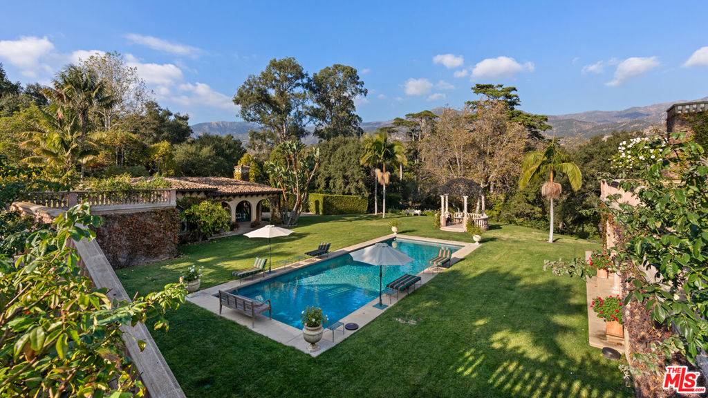 Montecito, CA 93108,2733 Sycamore Canyon RD