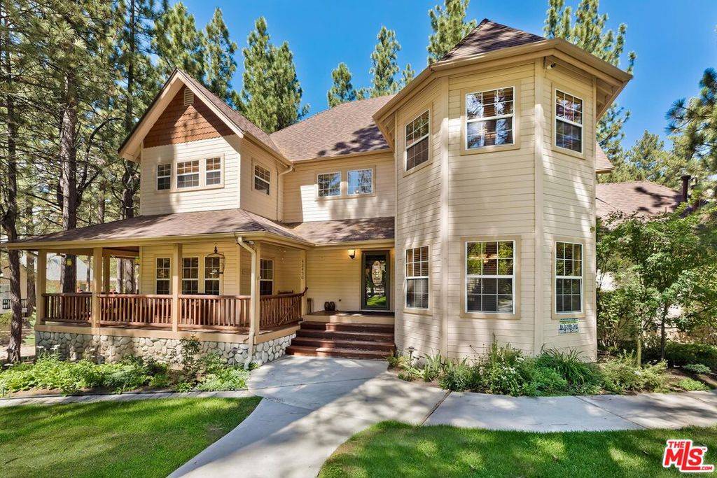 Big Bear, CA 92315,42450 Juniper DR