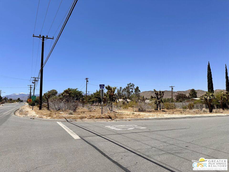 Yucca Valley, CA 92284,7690 Elata AVE