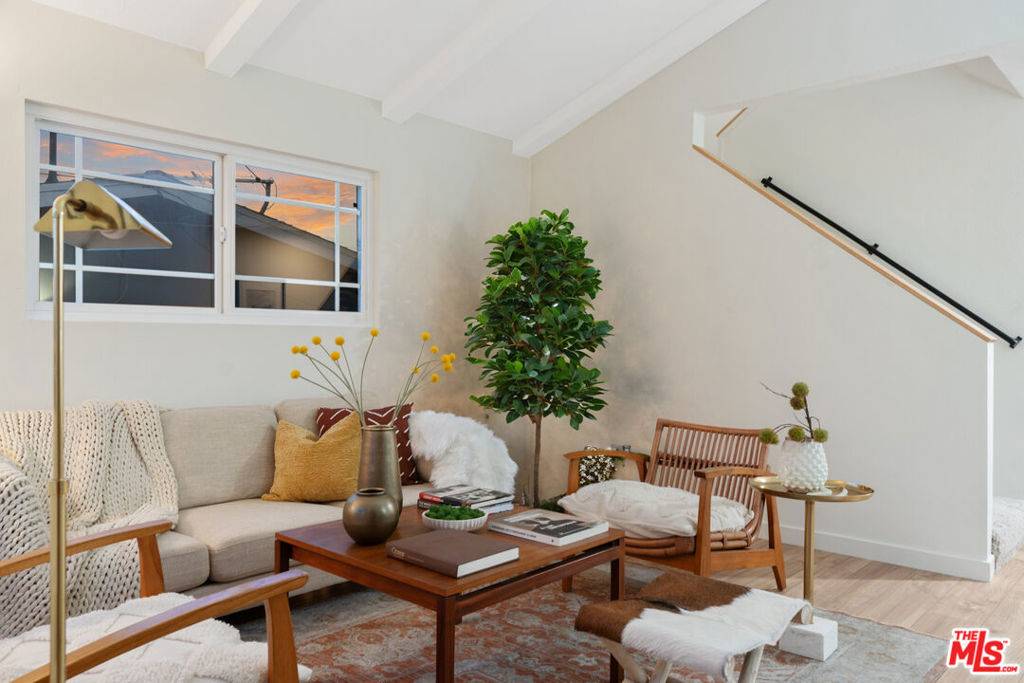 El Segundo, CA 90245,640 W Pine AVE