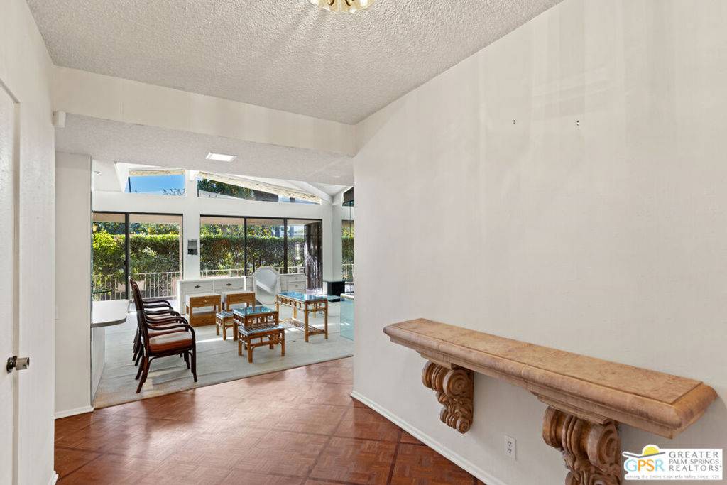 Palm Springs, CA 92264,1609 E Twin Palms DR