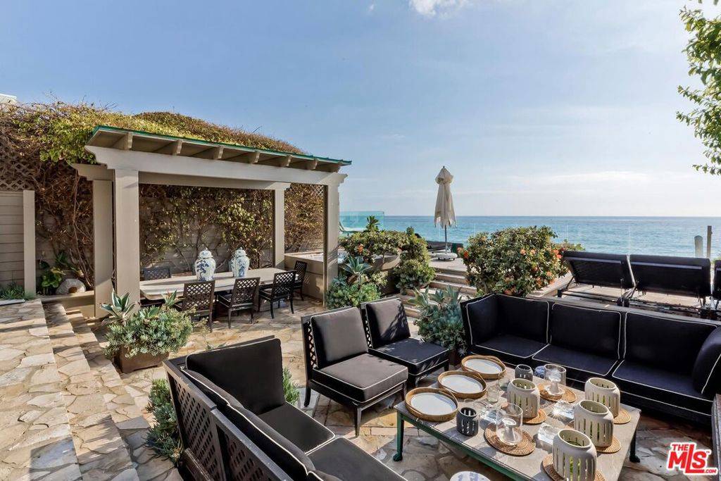 Malibu, CA 90265,23618 Malibu Colony RD #56