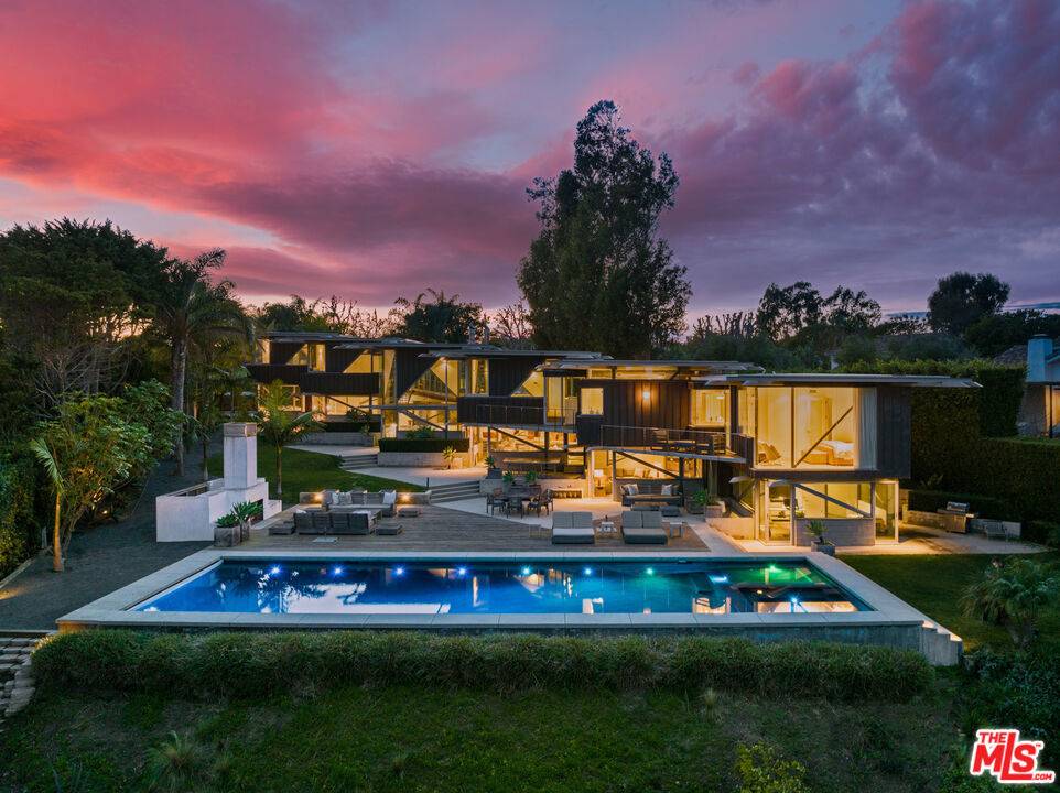 Malibu, CA 90265,28827 Grayfox ST
