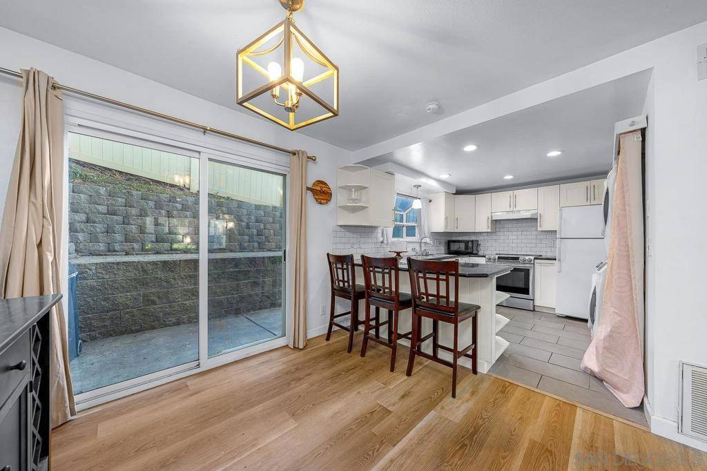 Santee, CA 92071,8420 Fanita Dr #16