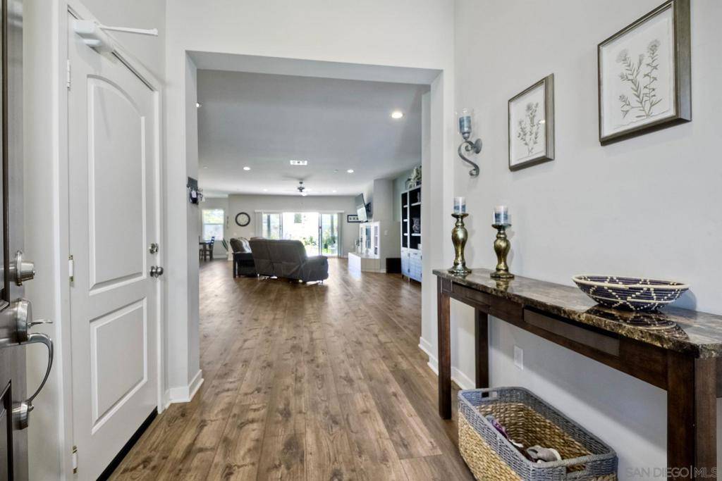 Spring Valley, CA 91977,2243 Punta Roca Rd