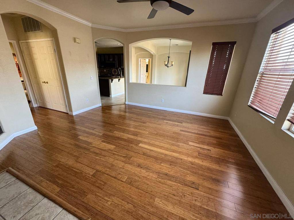 Chula Vista, CA 91913,1367 Caminito Capistrano #1