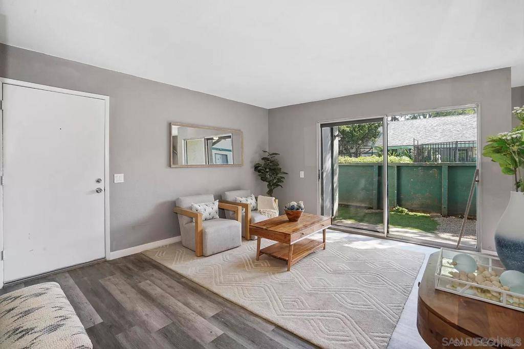 Escondido, CA 92027,1811 E Grand Avenue #149