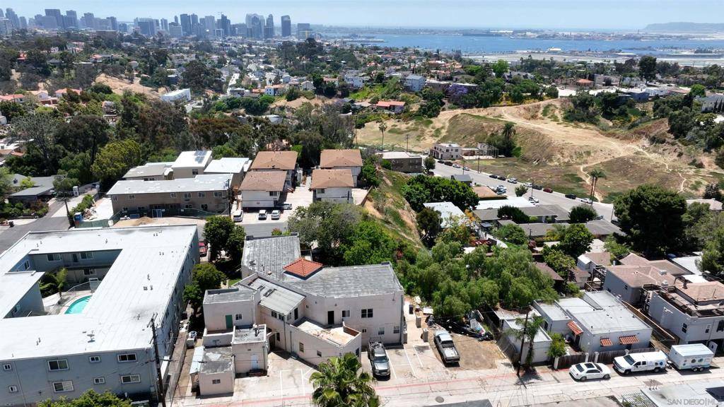 San Diego, CA 92103,726 Torrance Street