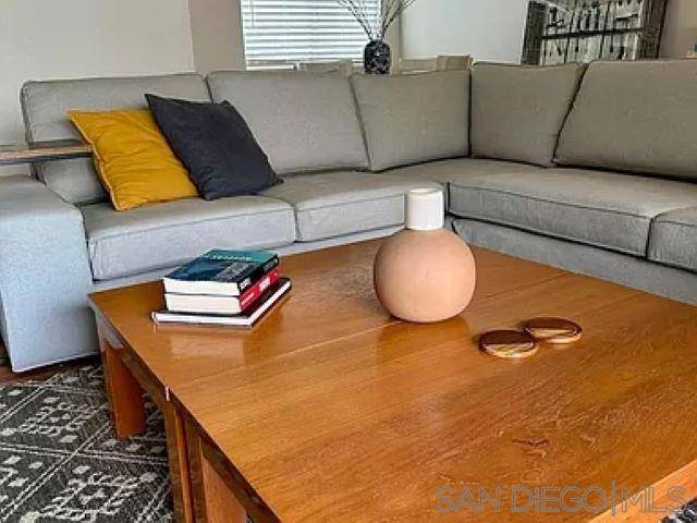 Chula Vista, CA 91910,376 Center St #304