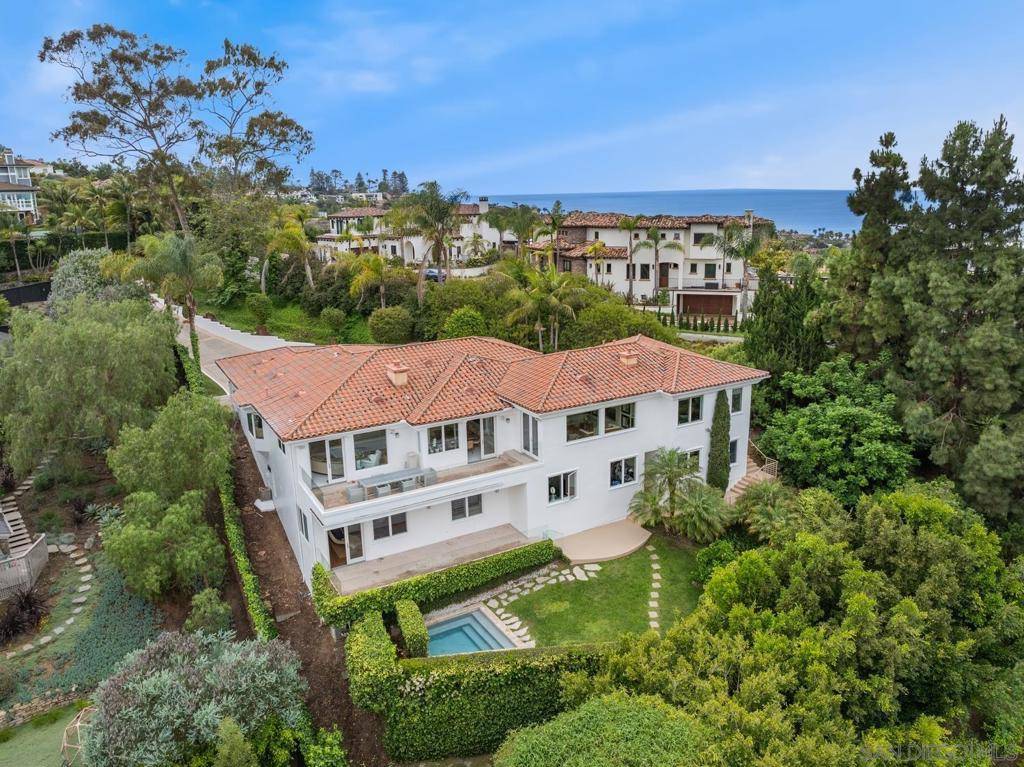 La Jolla, CA 92037,6617 Muirlands Dr