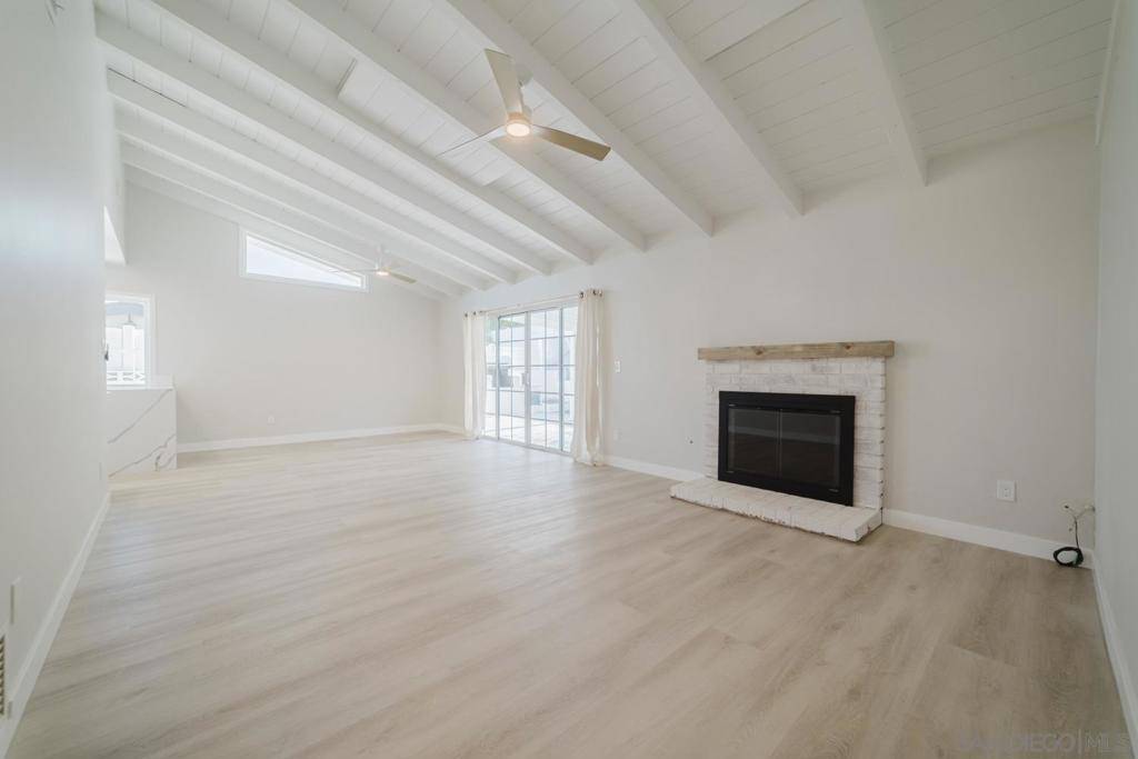 Granada Hills, CA 91344,11735 Odessa