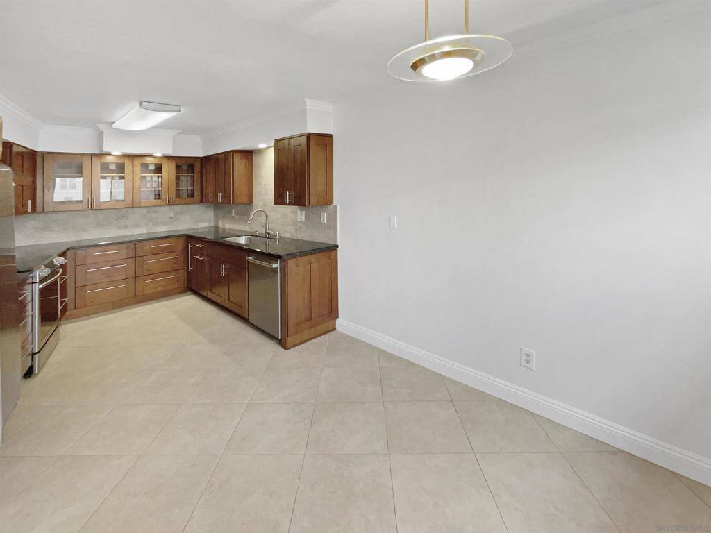 Solana Beach, CA 92075,620 W Solana Cir #1B