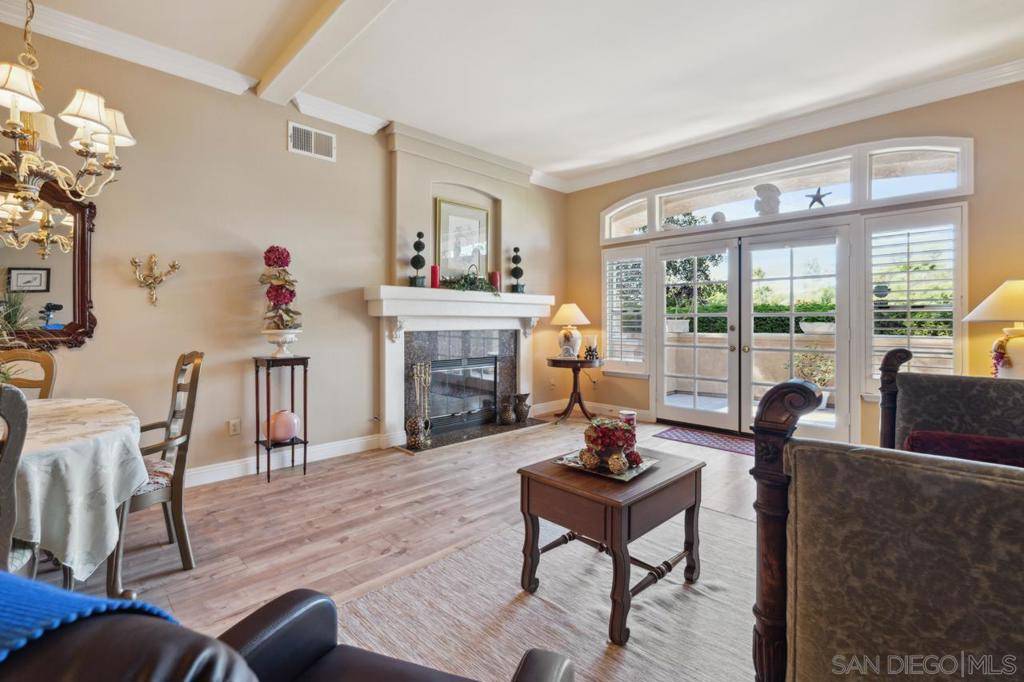 San Diego, CA 92124,11340 Portobelo #5